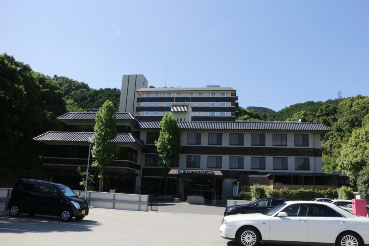 Route Grantia Hotel 3*